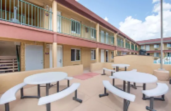 Ramada by Wyndham Flagstaff East