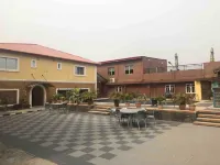 Aries Suites Hotel berhampiran Lagos Island