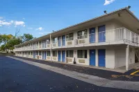 Motel 6 Rochester, MN Hotels in Rochester