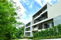SriLanta Resort and Spa Hotels near Khlong Chak Waterfall