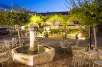 Terre de Provence Hôtel & Spa - Pysäköinti