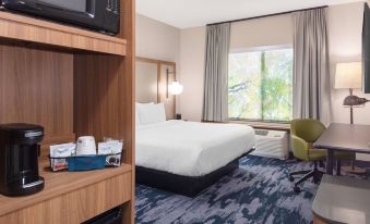 Fairfield Inn & Suites Medford