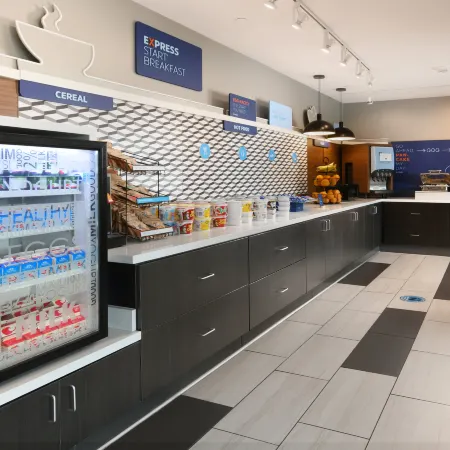 Holiday Inn Express & Suites FORT WORTH DOWNTOWN by IHG