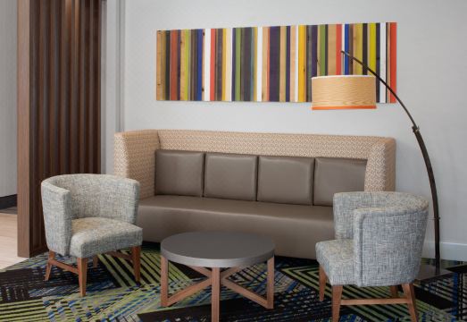 홀리데이 인 익스프레스 & 스위트 우드사이드