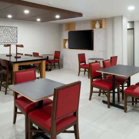 Holiday Inn Express SANTA ROSA NORTH by IHG