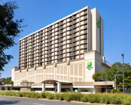 Holiday Inn NATIONAL AIRPORT/CRYSTAL CITY by IHG Hotels in Arlington