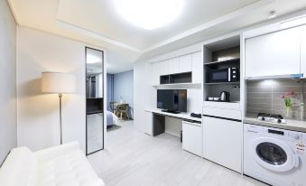 Bridge Residence Hotel