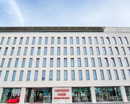 Leonardo Hotel Munich City South Hotels near Forstenried