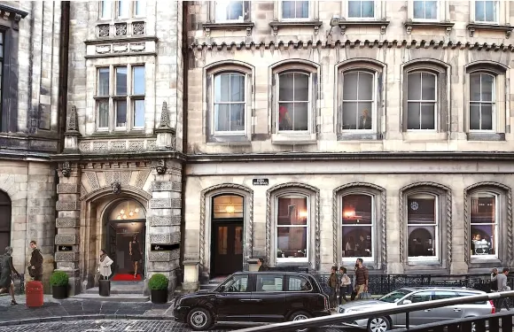 The Luxury Hotels in Edinburgh: A Unique and Personalized Experience