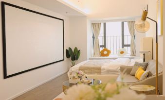 Yixiyisu Apartment (The Mixc)