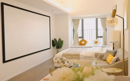 Yixiyisu Apartment (The Mixc)