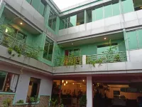 Rdt Hotel & Spa Hotel dekat Shrine of Our Lady of the Rosary of Manaoag