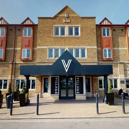 Village Hotel Maidstone Отели рядом с достопримечательностью «Бренчли Гарденс»