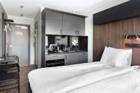 Sure Hotel Studio by Best Western Bromma Các khách sạn gần Telia