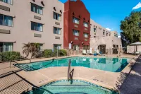 Red Lion Inn & Suites Goodyear Phoenix - Pools