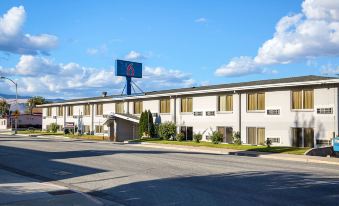 Motel 6 Wenatchee, WA