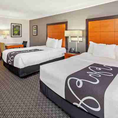 La Quinta Inn by Wyndham Ventura Rooms