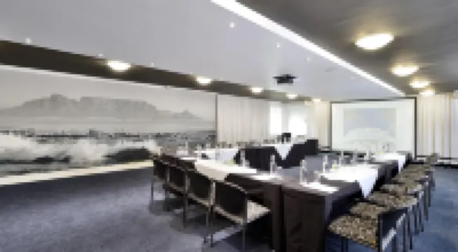 Peninsula All Suite Hotel by Dream Resorts