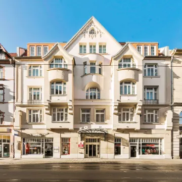 Best Western Plus Hotel Excelsior Отели рядом с достопримечательностью «Церковь Святого Андрея»