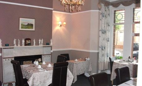 Townhouse Bed & Breakfast - Housity