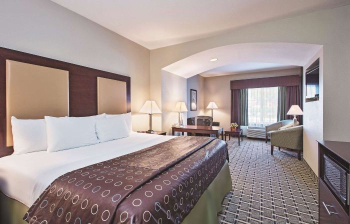 La Quinta Inn & Suites by Wyndham Lancaster