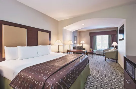 La Quinta Inn & Suites by Wyndham Lancaster Hotel di 