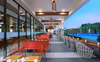 The Alana Hotel and Conference Sentul City by Aston - bar