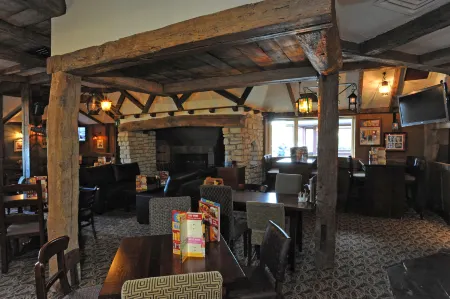 Premier Inn Falkirk (Larbert) Отели рядом с достопримечательностью «The Mariner Centre»