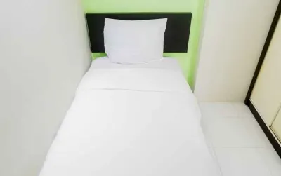 2Br Apartment at Dian Regency by Travelio Hotell i Keputih