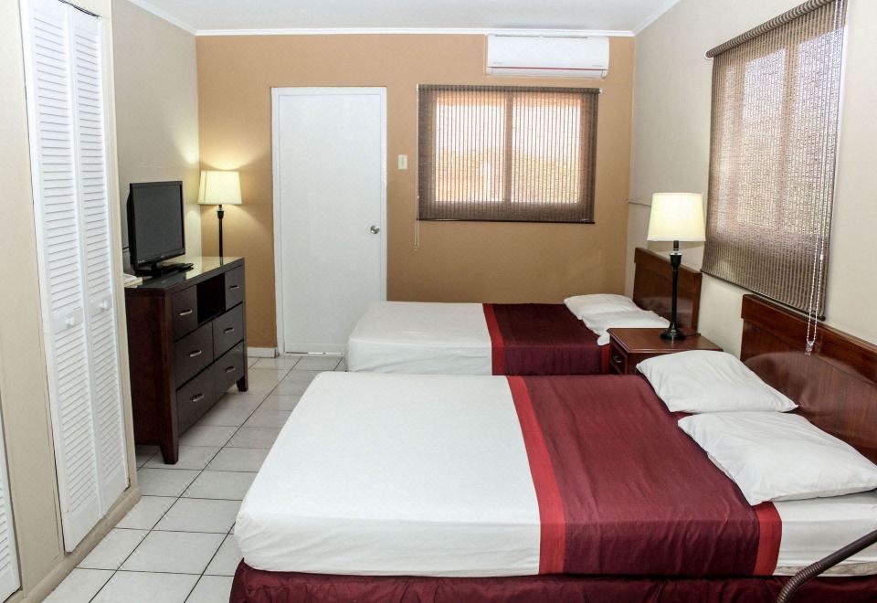 Coconut Inn-Palm Beach Updated 2023 Room Price-Reviews & Deals | Trip.com