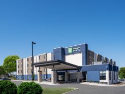 Holiday Inn Express MINNEAPOLIS WEST - PLYMOUTH by IHG