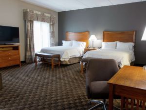 Hampton Inn & Suites Chesapeake-Square Mall