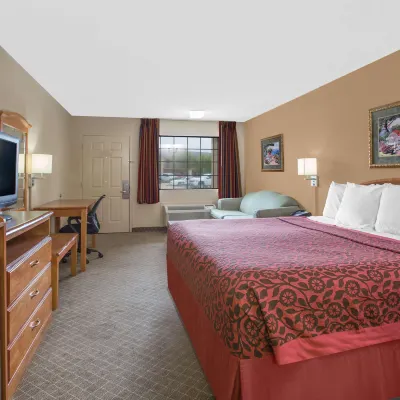 Days Inn by Wyndham Ruston LA Hotels near Thomas Assembly Center