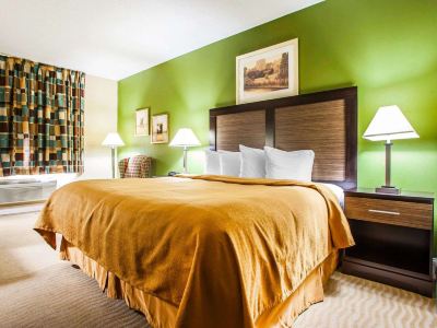 Quality Inn & Suites
