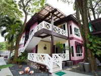 Sandy House Rawai Hotels near Rawai Beach
