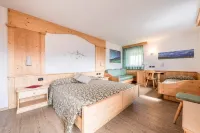 Hotel Alpino Hôtels à : Tesero