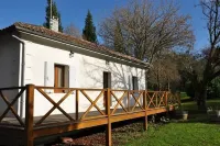 La Maison du Lac Hotels in Sallebeuf