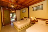 Hospedaje la Quebrada Hotels in Máncora District