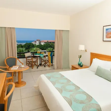 Avanti Hotel