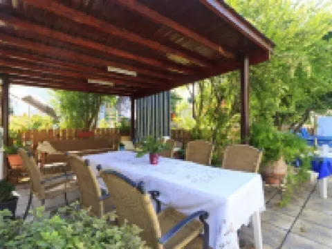 Follow the Sun Hotel Apartments Hotels in Polis