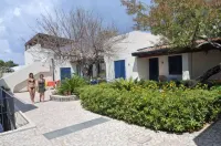 Hotel Aura Hotels in Vulcano Porto