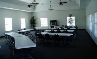Texas Inn & Suites