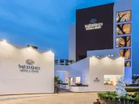 Médano Hotel & Suites Hoteles cerca de Centro comercial Puerto Paraíso