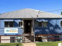 Gladstone Backpackers