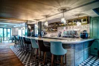 The Great House, Sonning, Berkshire - С баром