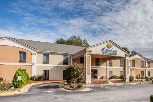 Comfort Inn & Suites