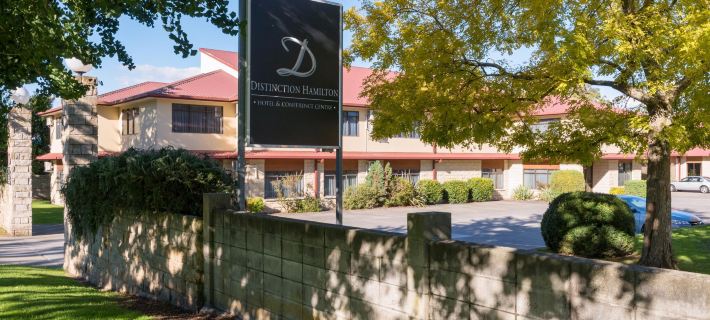 Distinction Hamilton Hotel & Conference Centre Hotels in Hamilton