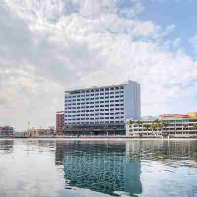 DoubleTree by Hilton Veracruz Hotel Exterior