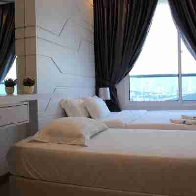Symphony Suite Malacca Rooms