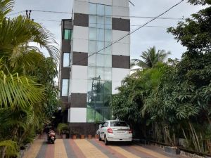 Hotel Shalimar Executive, Uran Islampur